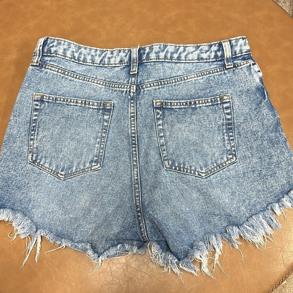 Wild Fable from Target highest Rice shorts distressed size 12 - Picture 6 of 8